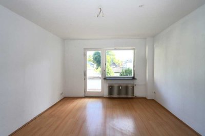 2-Zimmer-Wohnung mit Balkon und Einbauküche in Berlin Schlachtensee (Zehlendorf)