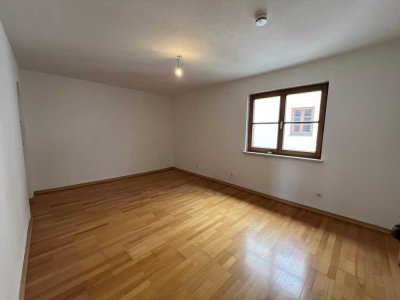 Modernisierte 3-Raum-Wohnung mit Balkon in Füssen