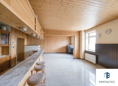 Solides Wohnhaus mit ehemaliger Gaststätte, Innenhof & Gestaltungsspielraum in Waldböckelheim
