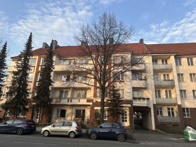 2-Zimmer-Wohnung - frei - Nähe U1 Hammer Kirche - sanierungsbedürftig - Courtagefrei