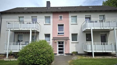 Ansprechende, individuelle 2-Zi.-Whg. mit großer Küche und Balkon!