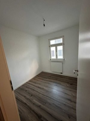 Attraktive und sanierte 4,5-Zimmer-Wohnung in Ammerbuch