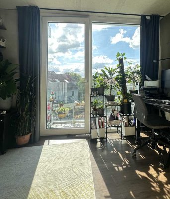 Nachmieter/in gesucht: Möbliertes 1-Zimmer-Apartment mit Südbalkon ab 01.07.