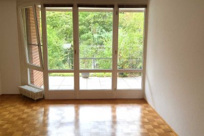 Von Privat und Provisionsfrei, 2-Zimmer Wohnung im EG mit Terrasse und Garten in Bothfeld.