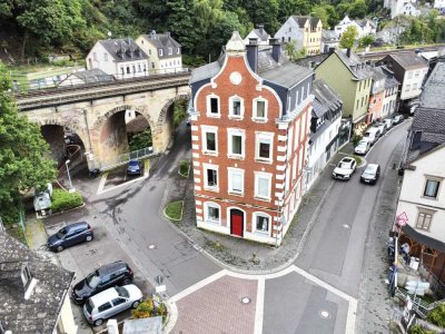 Charmante Altbau-Wohnung in zentrumsnaher Lage (2.OG)