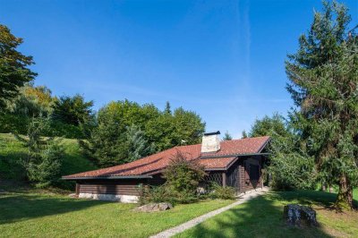 Idyllisches Holzhaus mit großzügigem Grundstück