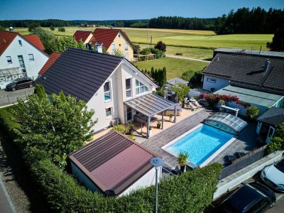 Gartenparadies mit Pool, Sauna, Fitnessraum & Outdoorküche – Effizienzhaus A+ in ruhiger Lage
