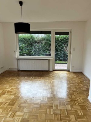 Renovierte 2,5-Zimmer-Wohnung mit großer Terrasse in Hamburg-Bramfeld