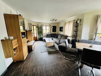 Stilvolle, gepflegte 4-Zimmer-Wohnung mit gehobener Ausstattung und EBK - provisionsfrei!