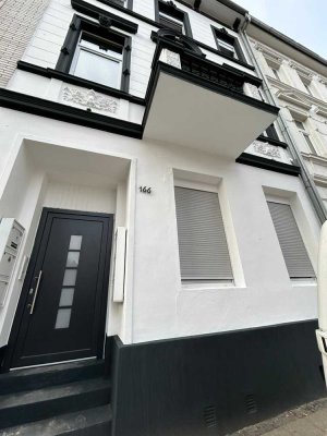 Renovierte 3,5 -Zimmer Dachgeschosswohnung in Krefeld Stadtmitte