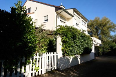 Doppelhaushälfte mit Einliegerwohnung im Westen Ingolstadts zu vermieten