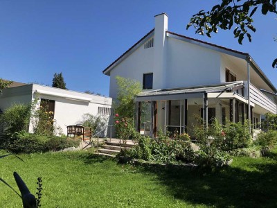 Einfamilienhaus mit Doppelgarage und großem Garten in Tuttlingen