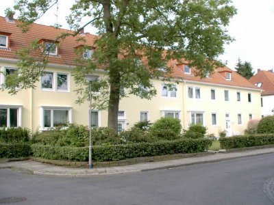 ruhige 2-Zimmer-Wohnung mit Balkon in Bremen Schwachhausen Uni- und Bürgerparknähe