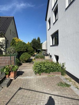 Schicke, neu ausgebaute 3,5 Zi. Wohnung im KfW50 Haus für nachhaltiges Wohnen in Bickenbach!