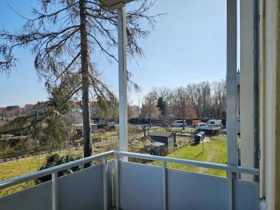 Mit Video: Morgensonne auf dem Balkon, große Küche und Abstellraum
