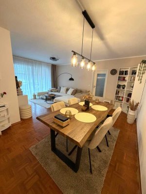 Gepflegte 3-Zimmer-Wohnung mit Südwest-Loggia, TG-Stellplatz & guter Lage