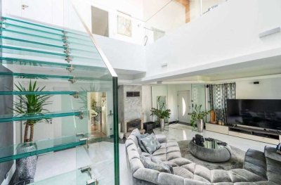 Modernes Mehrfamilienhaus mit Dachterasse, Pool, Sauna und Luxus in Geretsried - Ideal für Familien