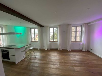 Moderne Wohlfühloase im Denkmal - sonnig & stadtnah!