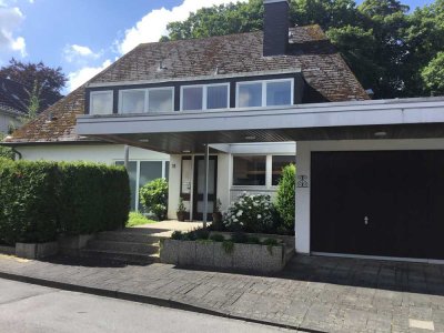 Schöne 2 ½-Zimmer Wohnung in Ha-Emst!