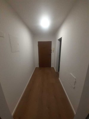 Stilvolle 1-Zimmer-Wohnung komplett saniert in Augsburg-Göggingen