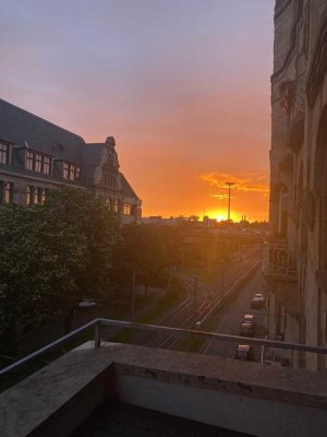 SEHR SCHÖNE WOHNUNG 3 ZKB - 2 BALKONE IN DEN QUADRATEN VON MANNHEIM - BIETRERVERFAHREN