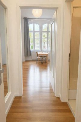 Charmantes Gründerzeit-Apartment in imposantem Klinkerbau mit hohen Decken