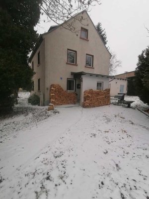 Großes und günstiges 5-Zimmer-Einfamilienhaus zur Miete in Berg, Berg