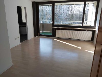 gepflegtes Apartment inkl. TG in der Waldeysenstrasse 17