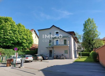 GARCONNIERE NAHE LKH MIT TERRASSE + PARKPLATZ UM € 620,--