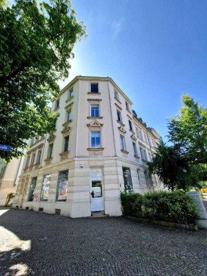 Charmante 2-Zimmer-Wohnung mit Einbauküche im Denkmalobjekt