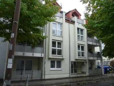 Sehr schöne 3-Zimmer-Wohnung mit Balkon in bester Citylage zu vermieten!