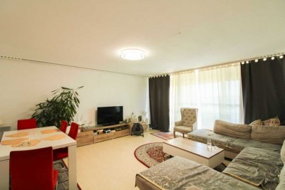 Licht, Luft und Leben – 4-Zimmer-Wohnung mit Tiefgarage & Loggien