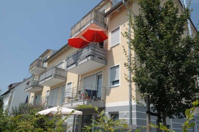 Exklusive 3-Zimmer-EG-Whg mit Garten, Aufzug und TG-Stellplatz