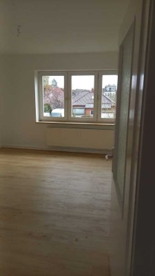 Helle 2,5-Zimmer-Wohnung zu vermieten