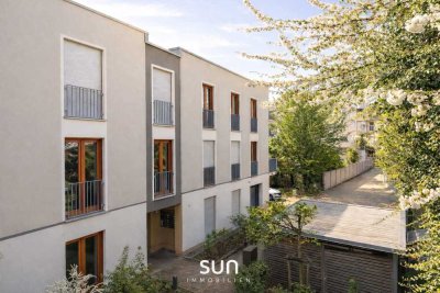 NEUBAU-FEELING! - In zweiter Reihe gebaute, absolute Traumlage von Rödelheim