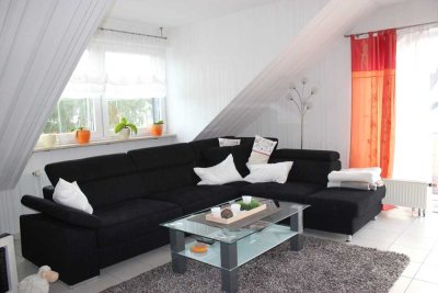 Helle,gemütliche DG Whg für Singles oder Paare