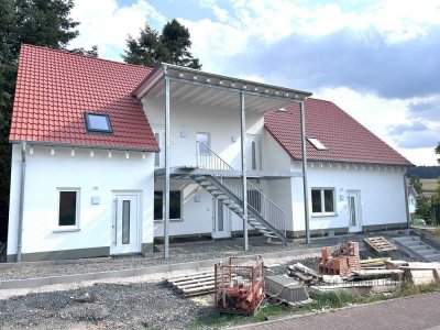 Hünfeld-Oberrombach: Traum vom Eigenheim: KfW-55 Gartenwohnung mit attraktiven Förderungen