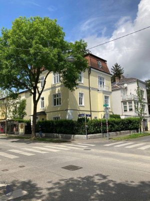 Zum Verkauf gelangt eine außergewöhnliche Villa in absoluter Bestlage von Hietzing