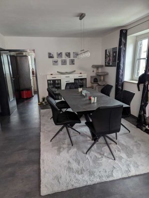 Lichtdurchflutetes Wohnen in Bestlage von Lechhausen – 103 m² mit Balkon und Tiefgarage von privat