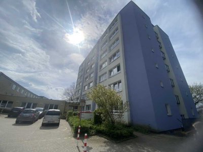 Senioren ab 60 Jahren - Wohnen im AWO-Servicehaus, 1-Zimmer-Whg. mit neuer EBK + neuem Bodenbelag