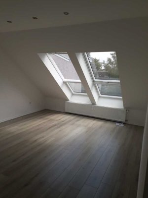 Gemütliche Wohnung in der Bottroper Str. 25, DG rechts in Gelsenkirchen