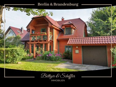 Einzigartiges Einfamilien-Holzhaus mit Obstgarten direkt am Naturschutzgebiet nahe Berlin