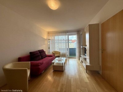 MODERNE 2-ZIMMER-WOHNUNG MIT BALKON! Mit Tiefgaragenplatz – direkt am Bahnhof Krems Süd!