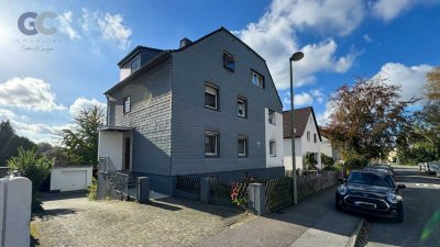 Gepflegtes und voll vermietetes Dreifamilienhaus in Langenfeld – Historischer Charme trifft modernen