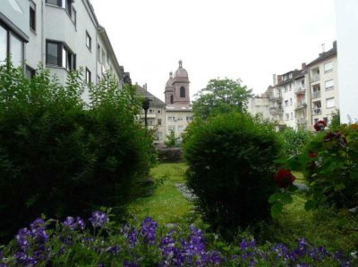 4-Zimmer Wohnung mit Balkon in Karlsruhe-Mühlburg mit TG Stellplatz. Tip Top.
