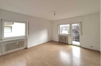 Gut geschnittene, helle 2-ZW in ruhiger Lage mit Balkon u. neuem TGL-Bad