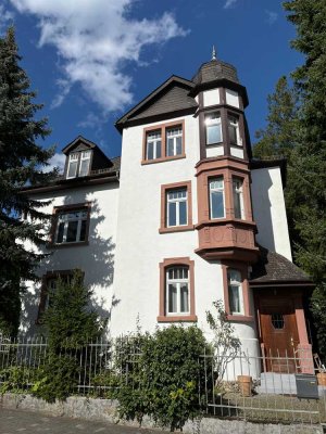 Repräsentative Jugendstil-Villa mit 10 Zimmern in Bad Homburg