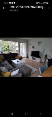 Zentrumsnahe schöne, ruhig gelegene  3-Zimmer- Wohnung, Hochpaterre mit großem überdachtem Balkon