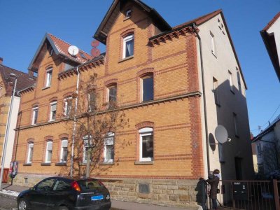 Erstbezug nach Sanierung mit Balkon: Geschmackvolle 3,5-Raum-Wohnung mit geh. Innenausstattung