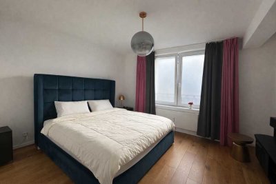 EDLE RENOVIERTE 3-ZIMMER-WOHNUNG IN FLINGERN, VERFÜGBAR AB SOFORT